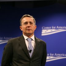 EL PARAMILITARISMO EN COLOMBIA  Y/O LA DEGRADACIÓN DE UN ESTADO